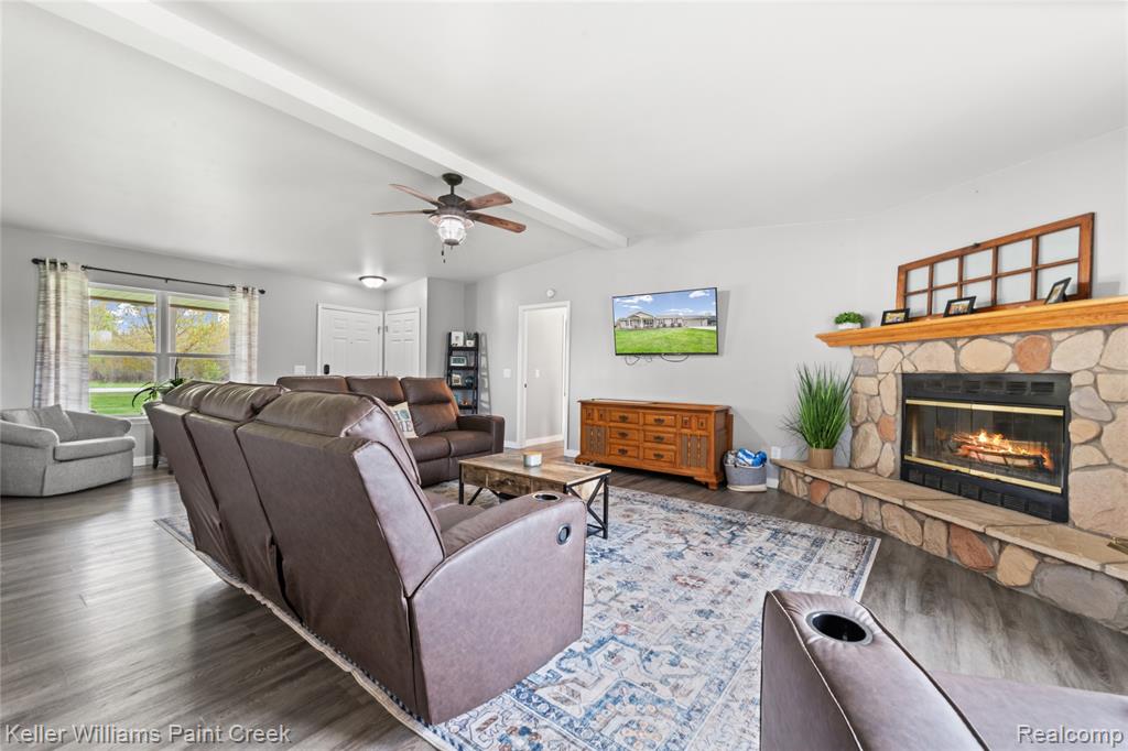 3953 Meldrum Road, Casco, MI 48064 — Photo 9