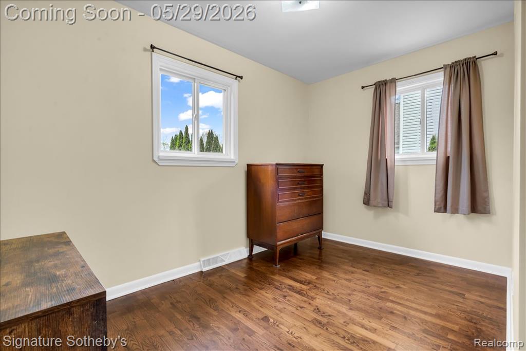 536 Wood Street, Fenton, MI 48430 — Photo 14