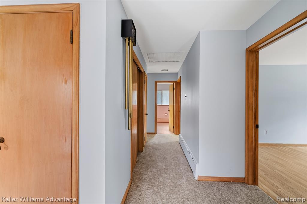 34550 Freedom Road, Farmington, MI 48335 — Photo 21