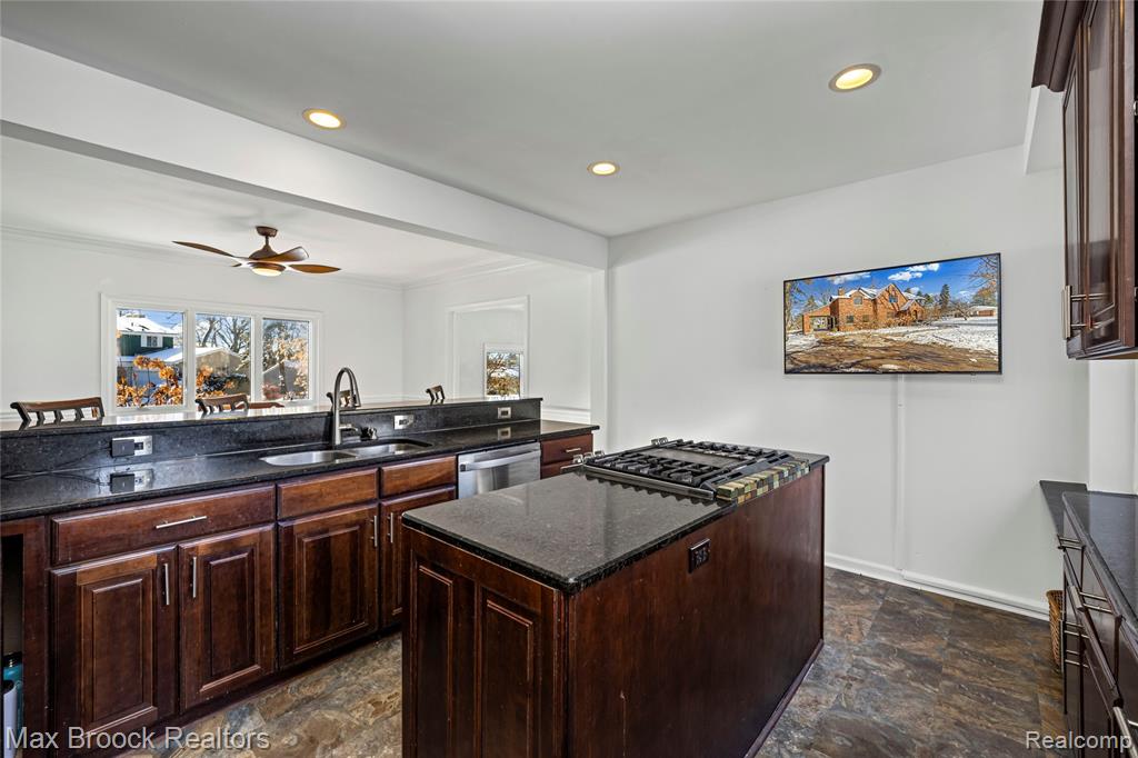 75 Hillsdale Road, Bloomfield Hills, MI 48302 — Photo 27