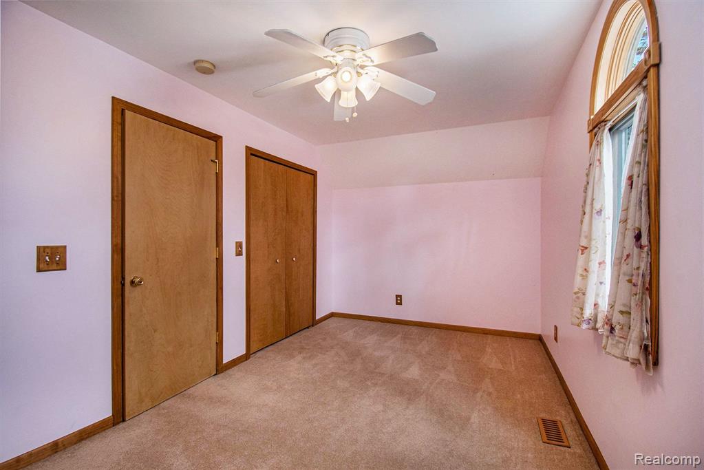 789 Lakeshore Drive, Gladwin, MI 48624 — Photo 11