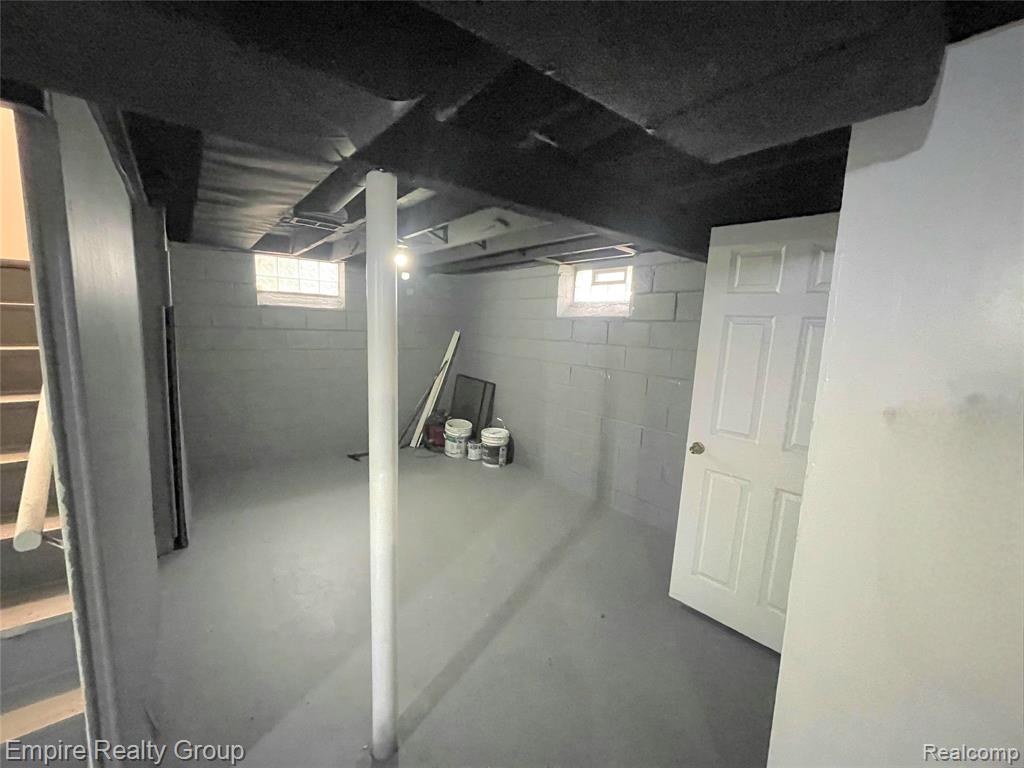 6037 Piedmont Street, Detroit, MI 48228 — Photo 30