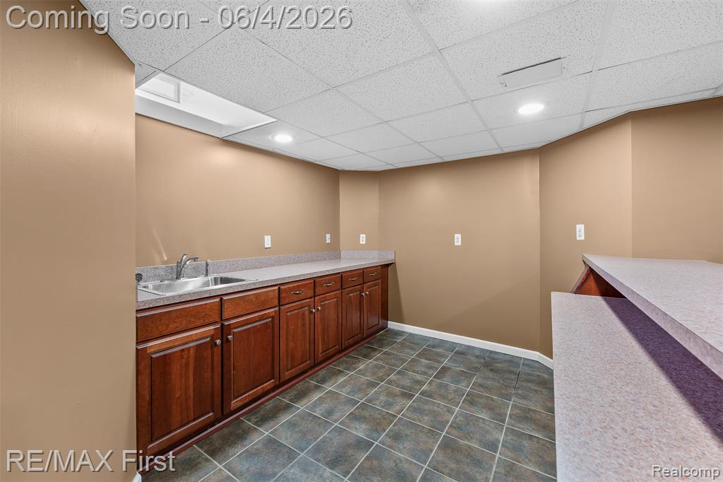 8559 Barrington Drive, Ypsilanti, MI 48198 — Photo 36
