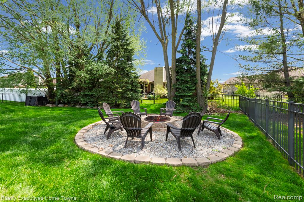30786 Bramble Court, Chesterfield, MI — Photo 38