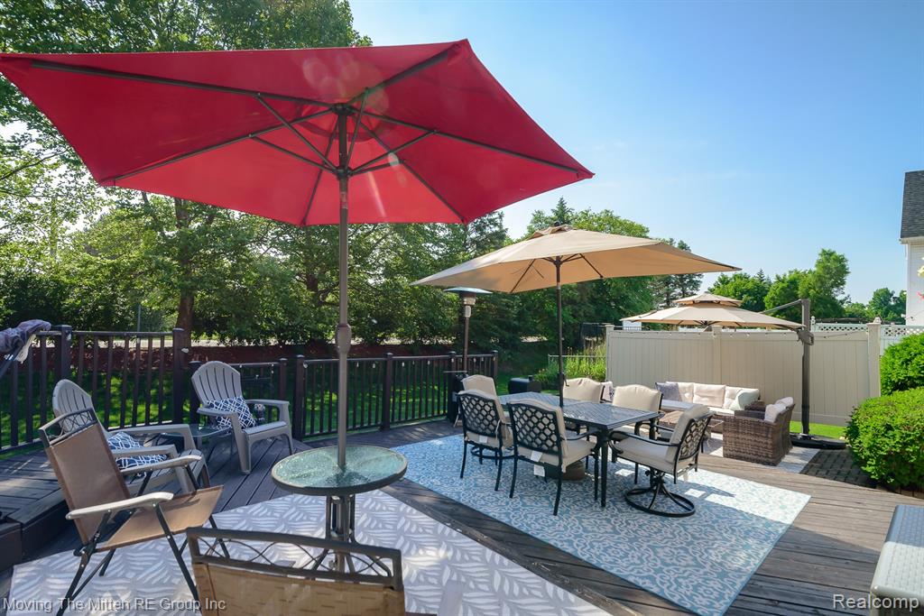 9501 Madison Drive, Belleville, MI 48111 — Photo 48