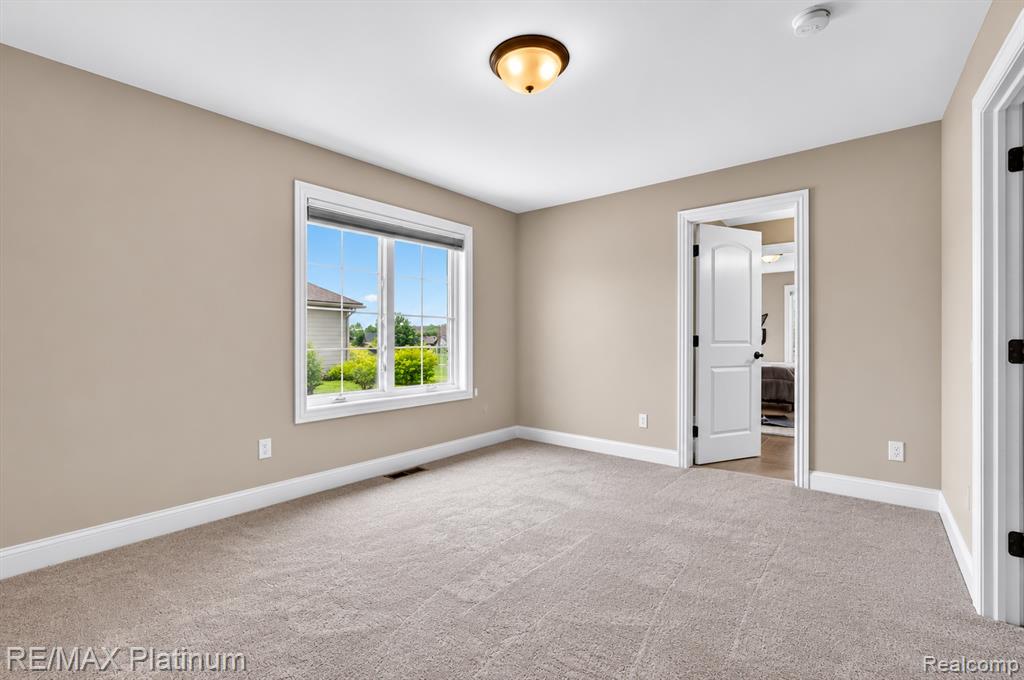 10653 Stoney Point Drive, South Lyon, MI 48178 — Photo 31