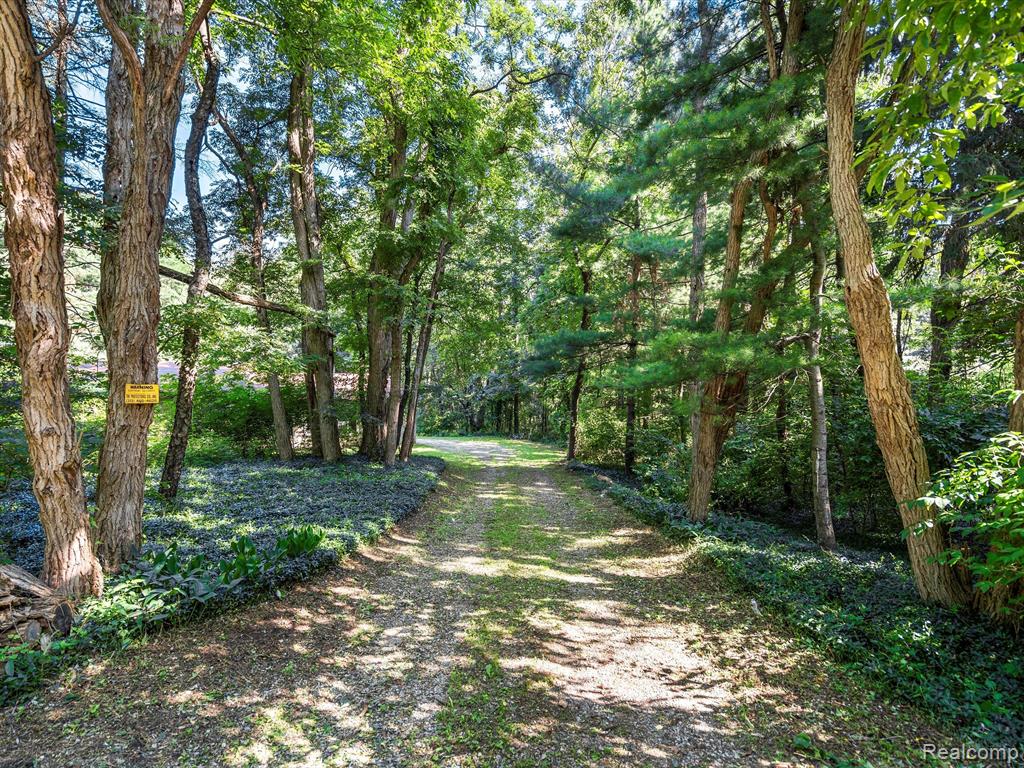 4875 Lockwood Drive, Washington, MI — Photo 5