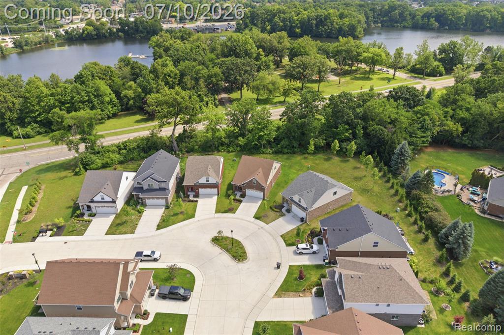 11789 Hines Place Drive, Livonia, MI 48150 — Photo 40