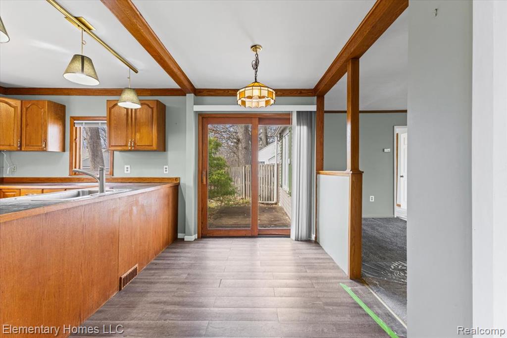 2158 Oaknoll Street, Auburn Hills, MI 48326 — Photo 9