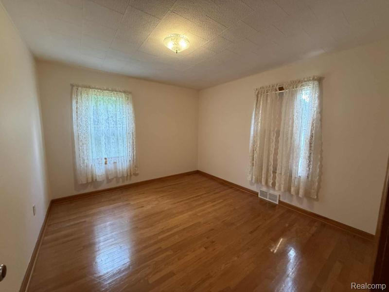 165 Washington Street, Port Austin, MI 48467 — Photo 5