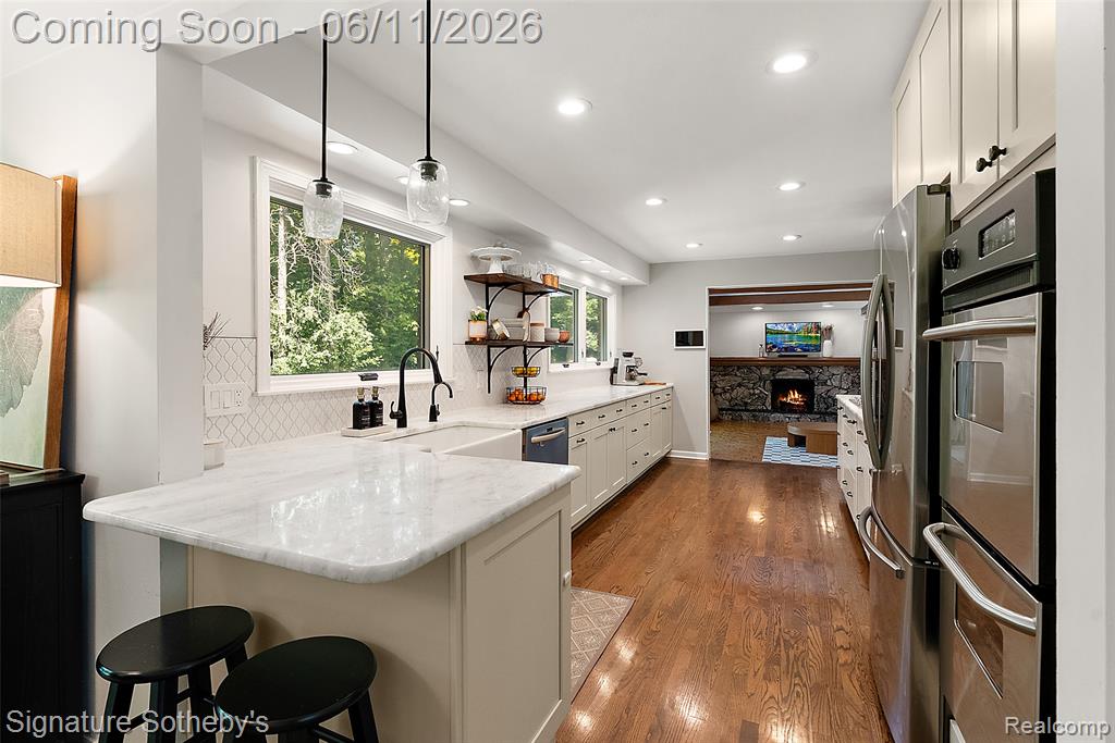 5748 Cherry Crest Drive, West Bloomfield, MI — Photo 13