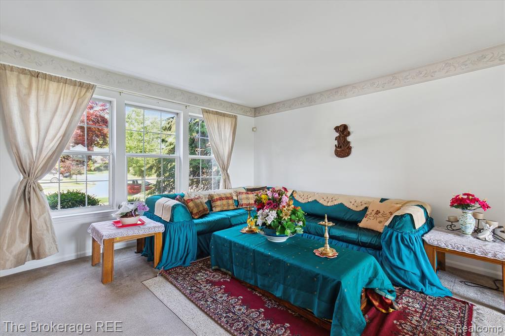 4104 Pond Run, Canton, MI 48188 — Photo 12