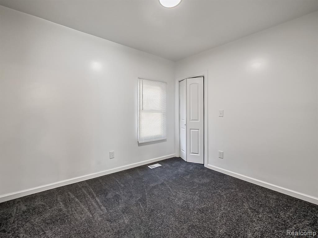 3811 Manistique Street, Detroit, MI 48215 — Photo 12