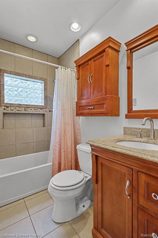 4550 JUSTINE Street, Shelby Twp, MI 48317 — Photo 13