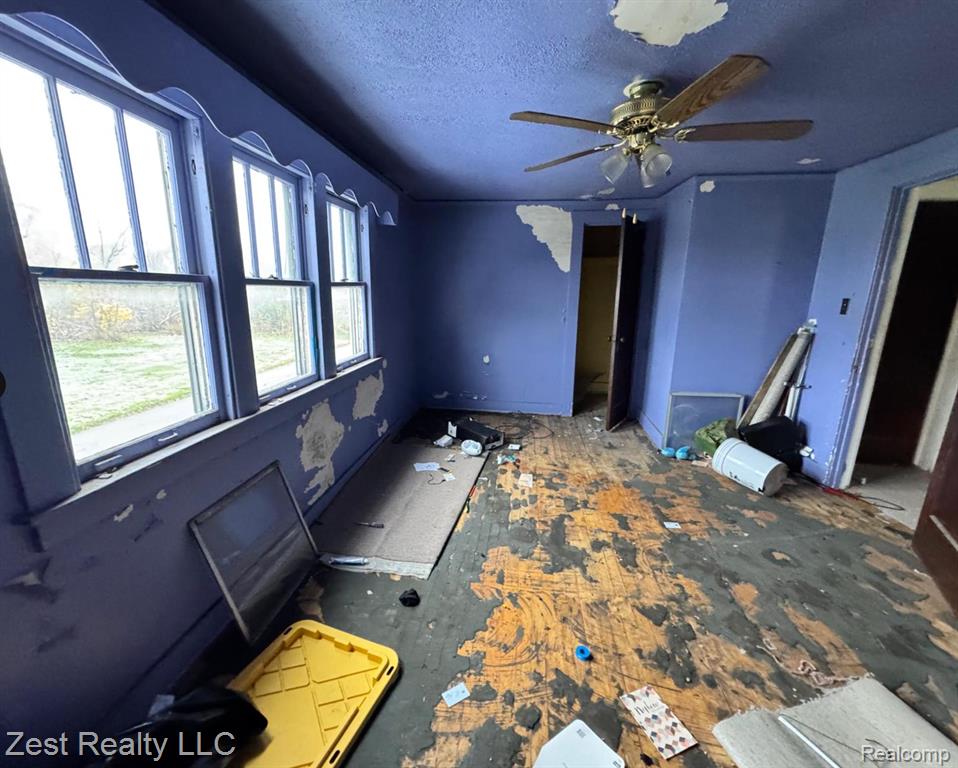 8293 MARION Street, Detroit, MI 48213 — Photo 4