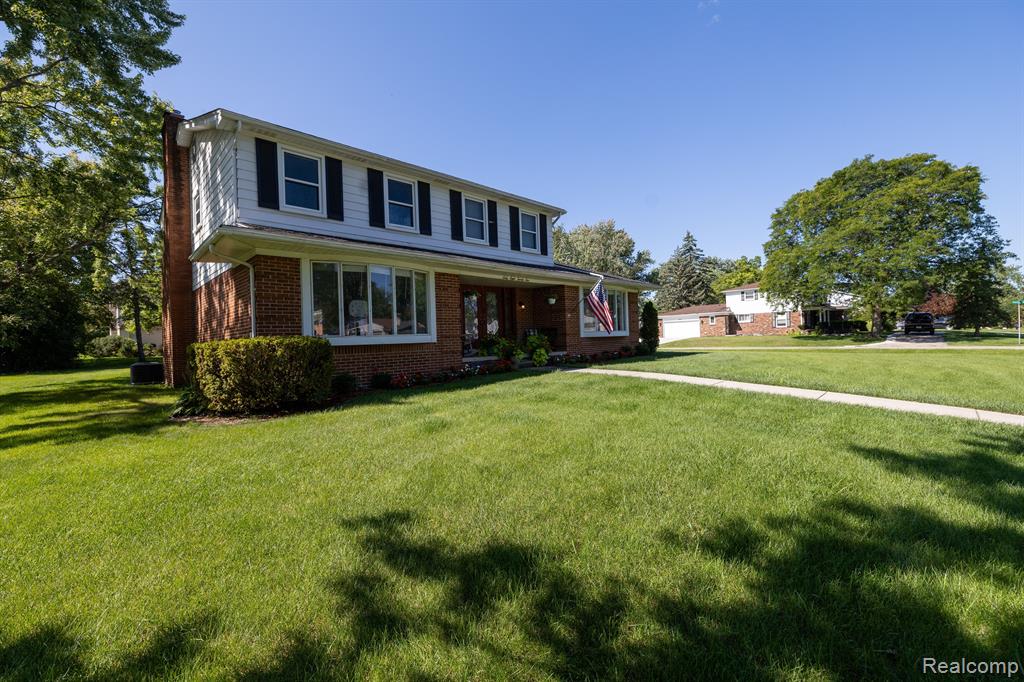 6825 ALDERLEY Way, West Bloomfield, MI — Photo 44