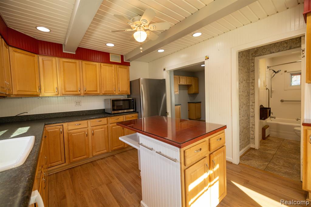 9180 COOLEY LAKE Road, White Lake, MI — Photo 14