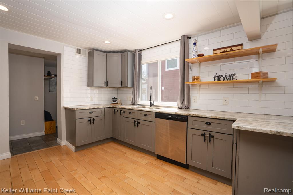 21414 Westview Avenue, Ferndale, MI 48220 — Photo 8