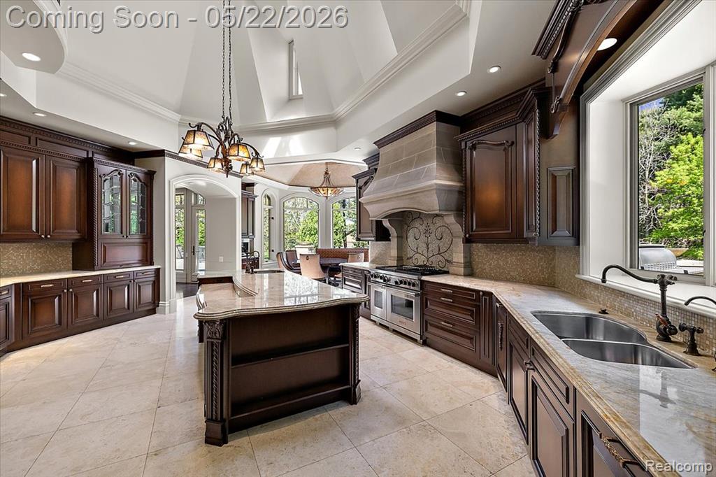 6250 Walnut Lake Road, West Bloomfield, MI 48323 — Photo 15