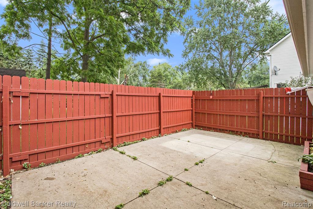 61722 FAIRLAND Drive, South Lyon, MI 48178 — Photo 10