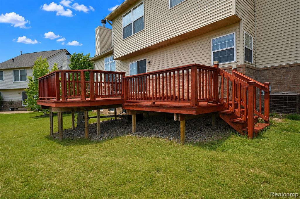 4890 Spring Meadow Drive, Clarkston, MI 48348 — Photo 19