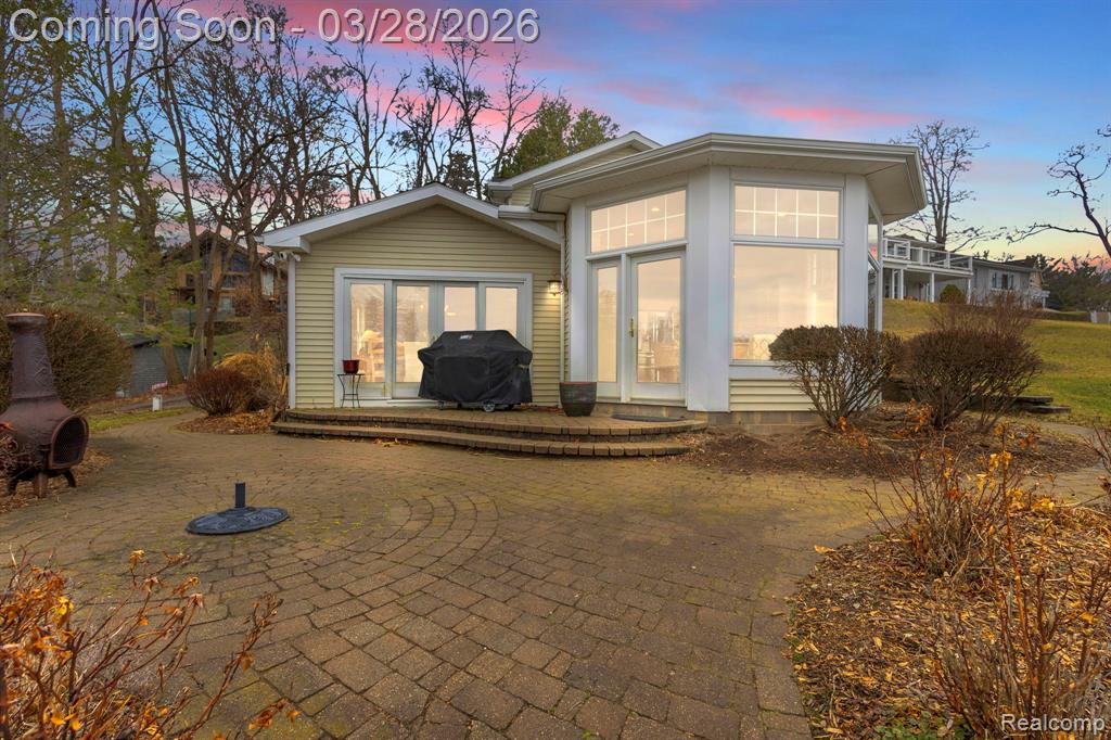 664 King Circle, Lake Orion, MI 48362 — Photo 45