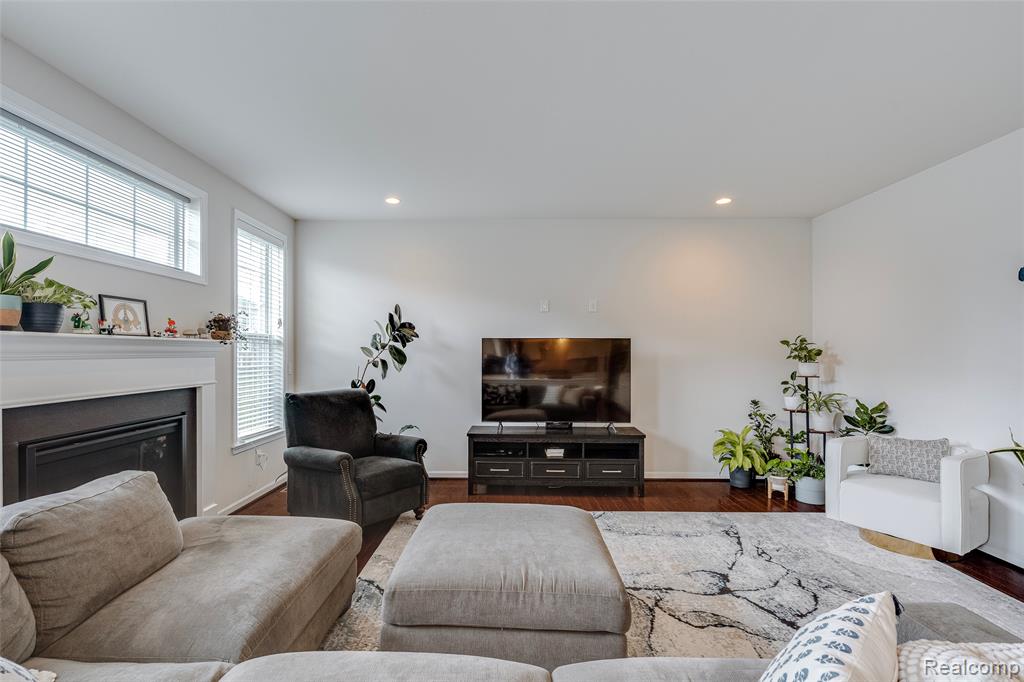51011 Rockingham Drive, Canton, MI 48188 — Photo 27