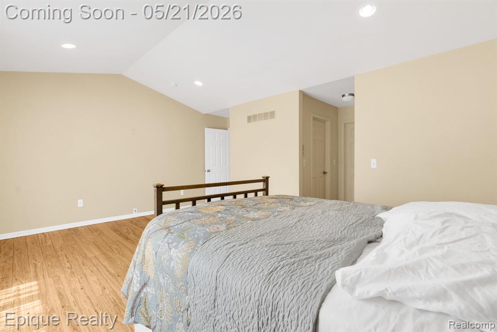 43040 Emerson Way, Novi, MI 48377 — Photo 33
