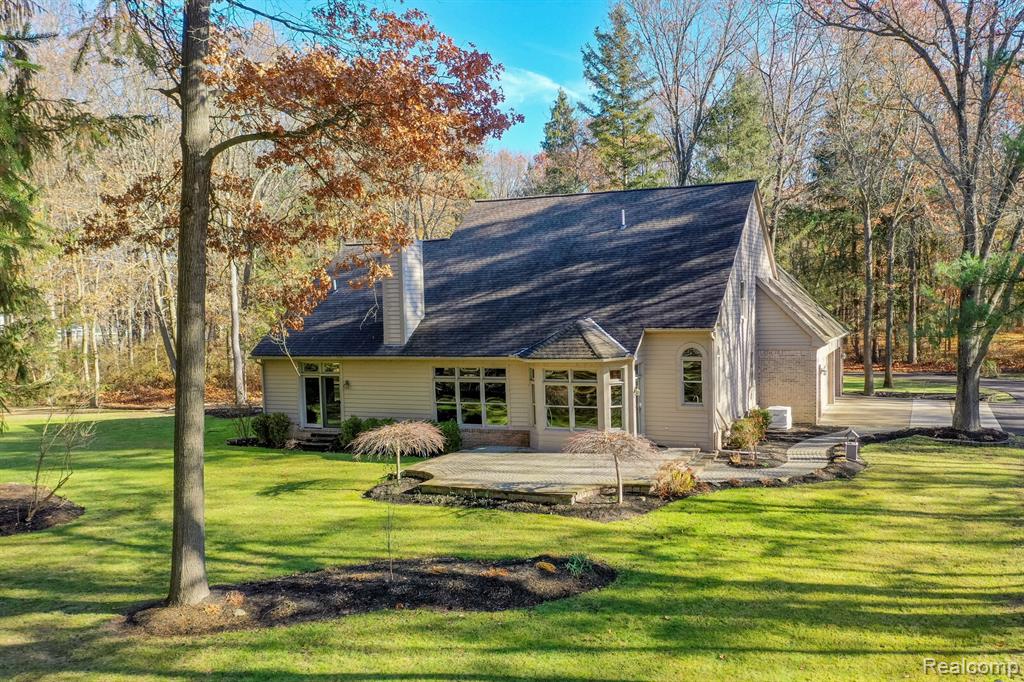 5150 N Milford Road, Highland, MI 48356 — Photo 3
