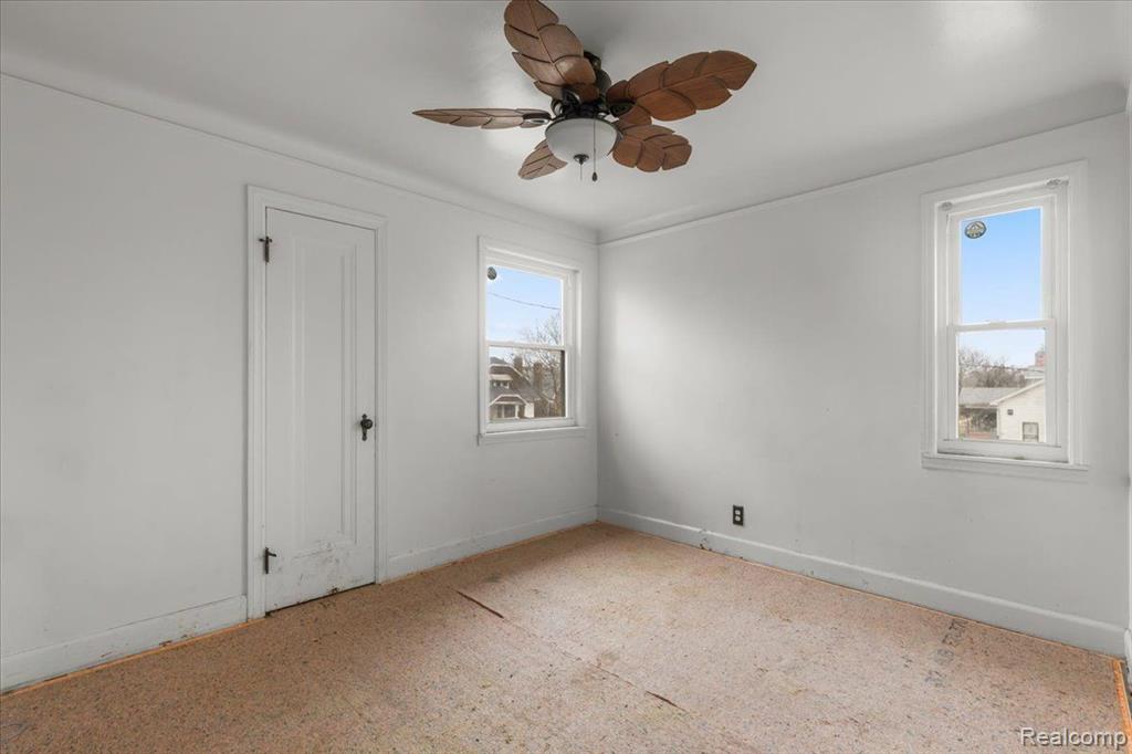 9393 MEYERS Road, Detroit, MI 48228 — Photo 15