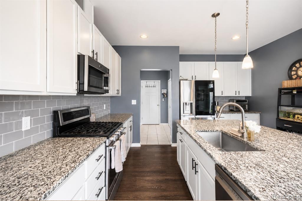 19908 Danube Court, Chelsea, MI 48118 — Photo 19