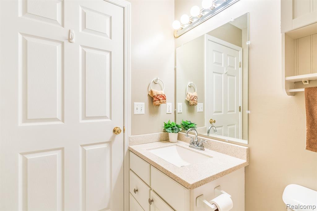 9556 WHEATGRASS Lane, Belleville, MI 48111 — Photo 7