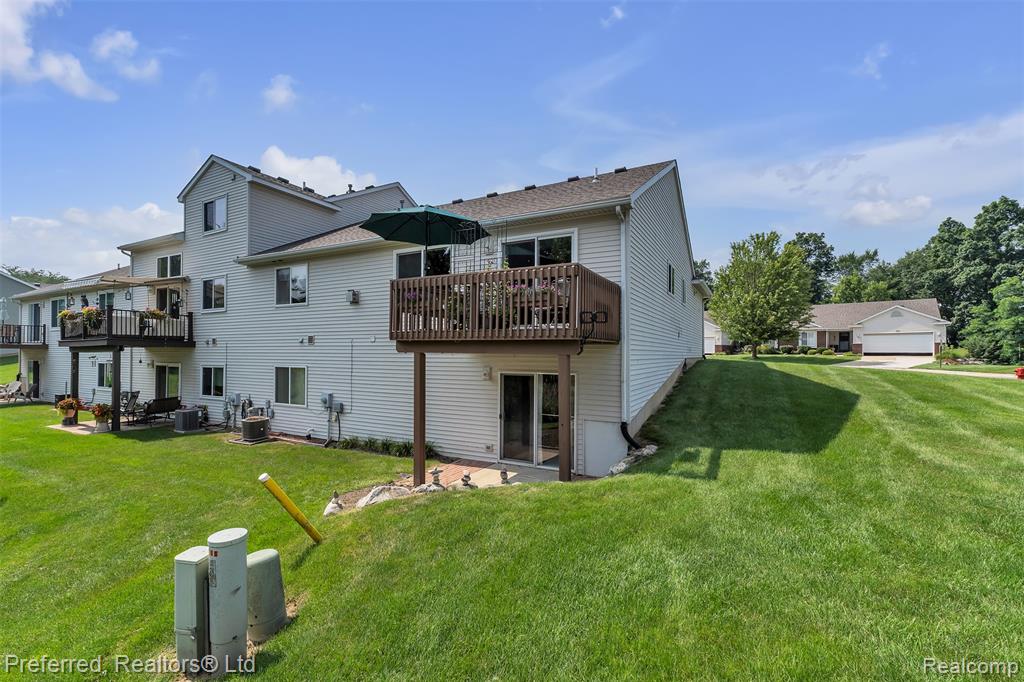77 Sedum, Howell, MI 48843 — Photo 42