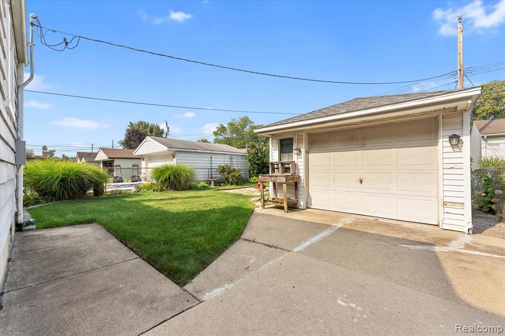 9684 Fox Avenue, Allen Park, MI 48101 — Photo 25