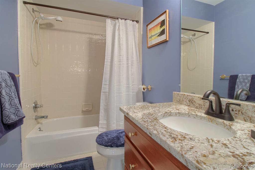 40630 Brecken Ridge Lane, Plymouth, MI 48170 — Photo 31