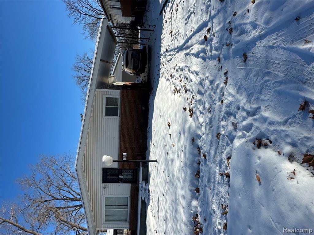184 N Astor Street, Pontiac, MI 48342 — Photo 2