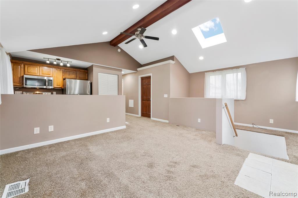 811 Miller Road, Lake Orion, MI 48362 — Photo 8