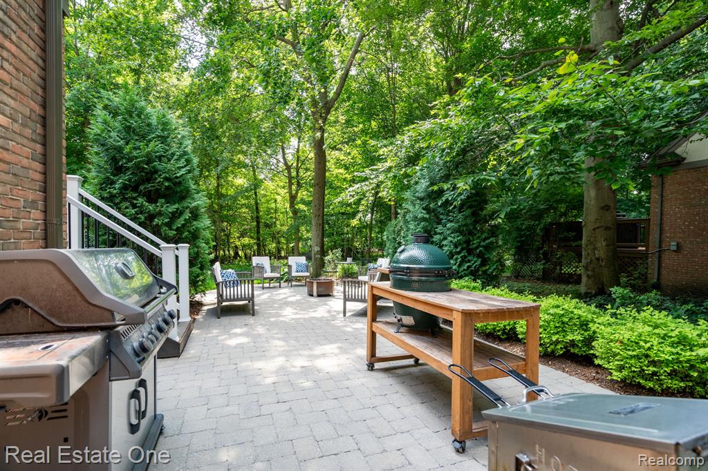 4794 RIVERS EDGE Drive, Troy, MI 48098 — Photo 52