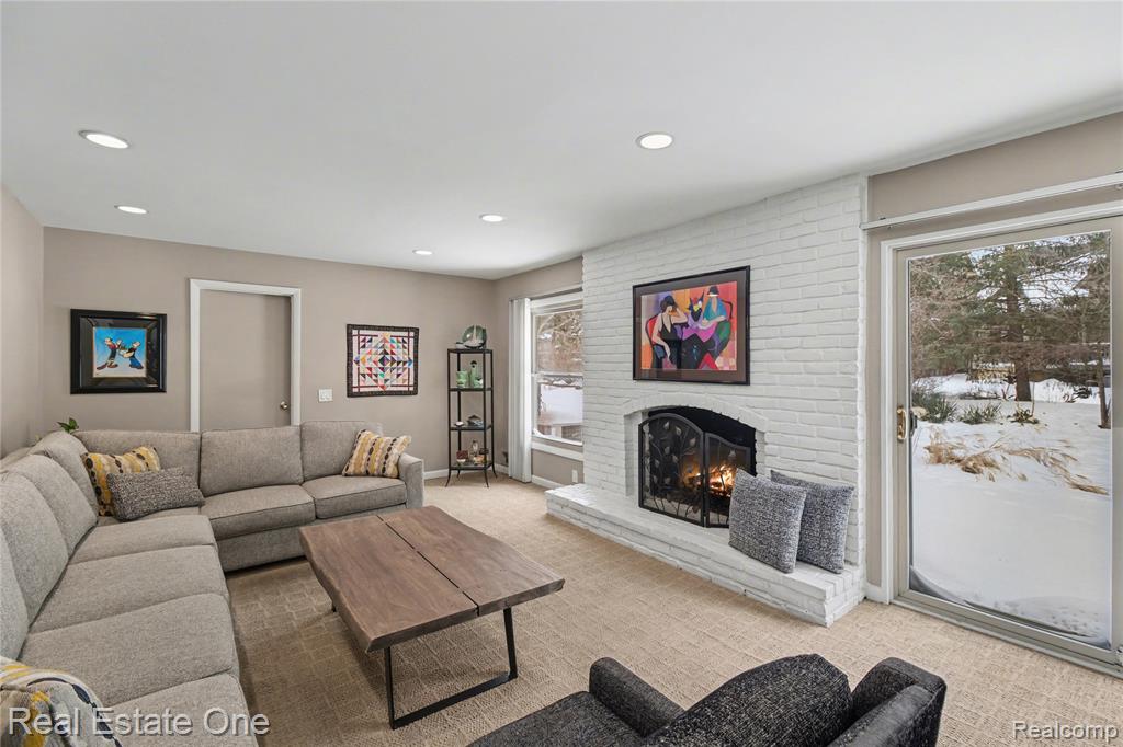 4150 Saddle Lane, West Bloomfield, MI — Photo 12