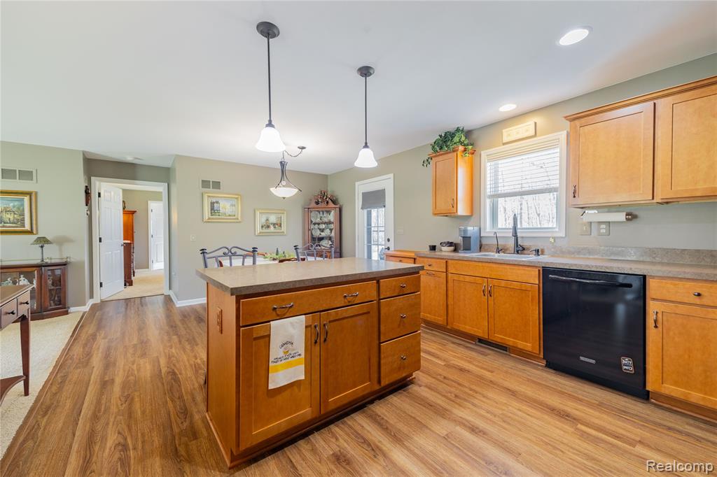 40880 Willis Road, Belleville, MI 48111 — Photo 15