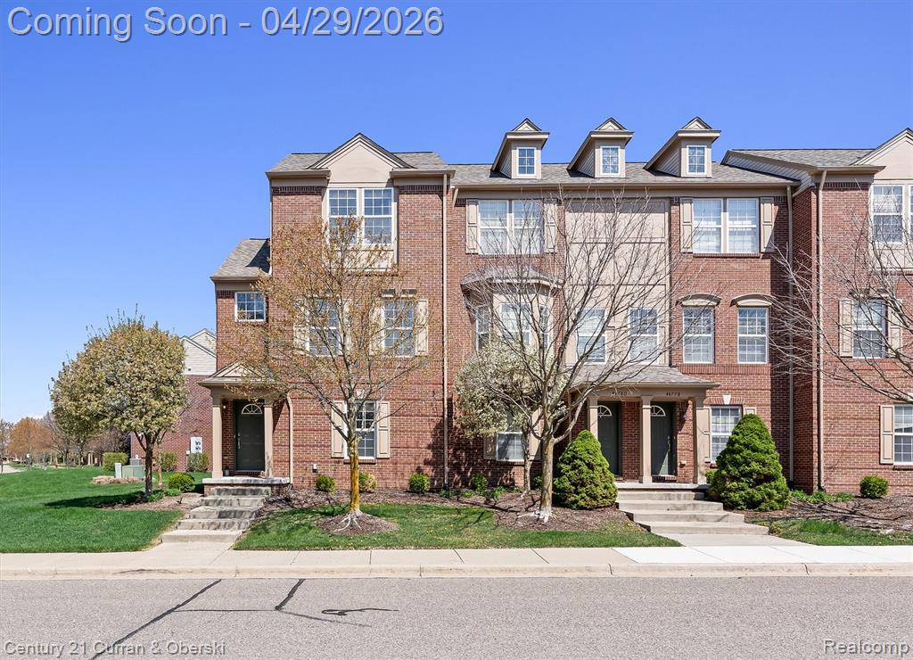 44782 Gwinnett Loop, Novi, MI 48377 — front exterior