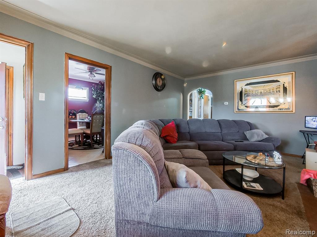 18035 HELEN Street, Detroit, MI 48234 — Photo 4