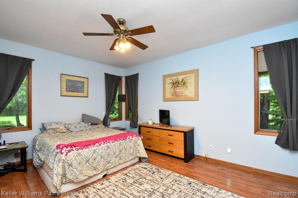 713 KNIBBE Road, Lake Orion, MI 48362 — Photo 23