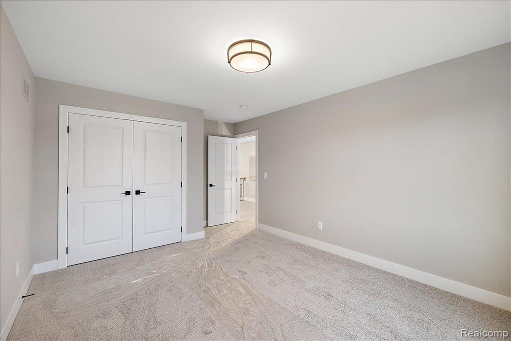 50896 MISTWOOD Drive, Macomb, MI 48042 — Photo 50