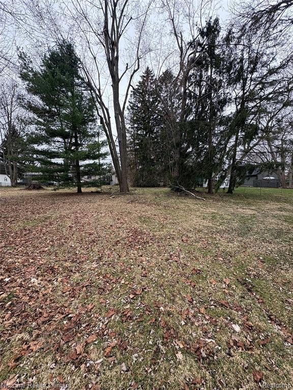 138 N Holcomb Road, Clarkston, MI — Photo 4
