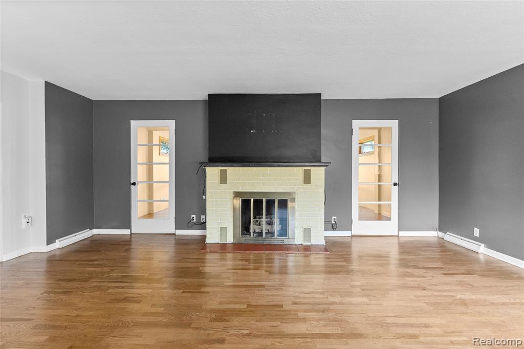 2354 Grove Park Road, Fenton, MI 48430 — Photo 10