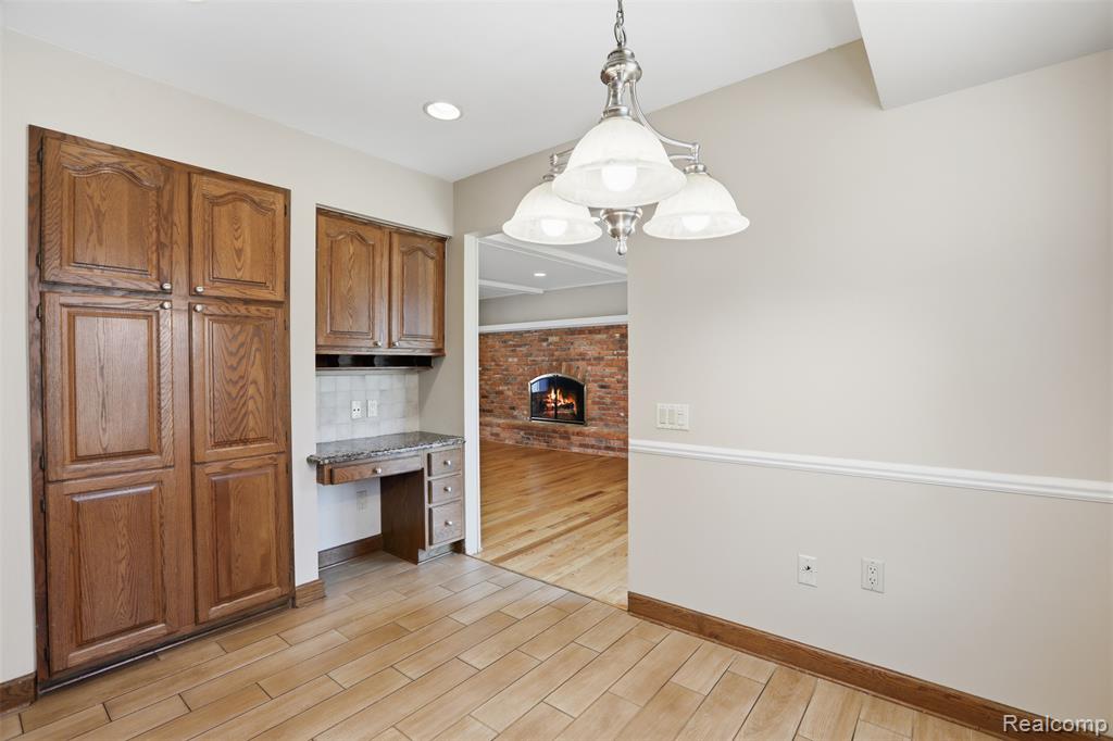 5972 Barnstable Court, West Bloomfield, MI — Photo 20