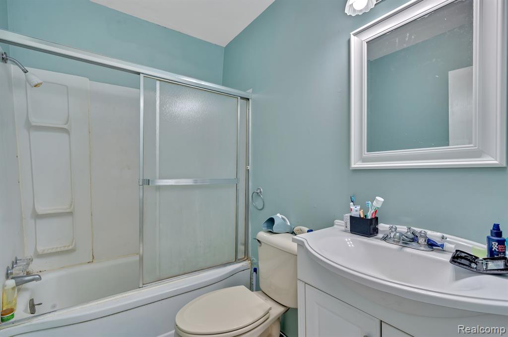 5550 MAIN Street, Dryden, MI 48428 — Photo 26