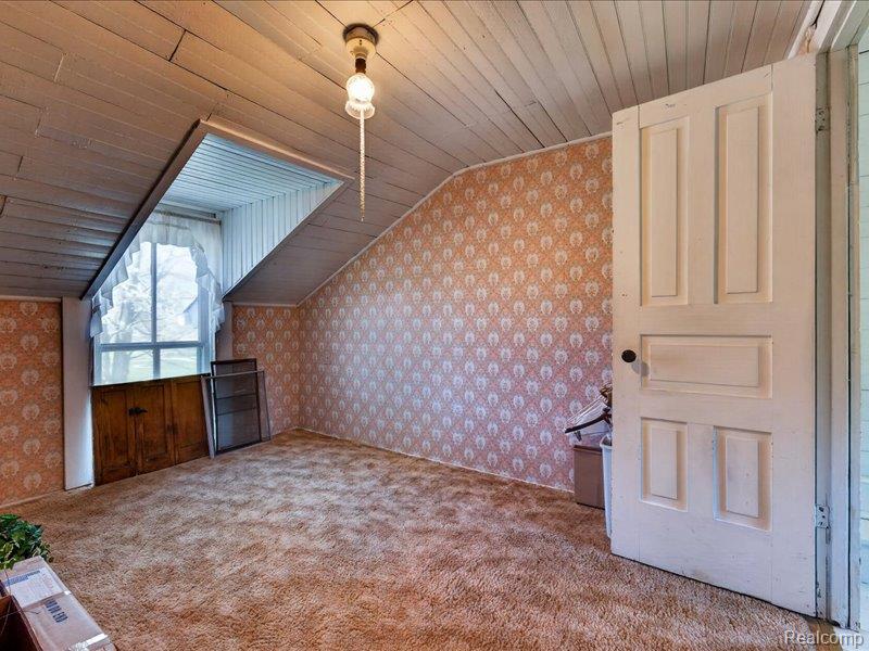 403 Lake Street, Howell, MI 48843 — Photo 32