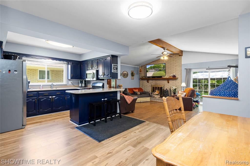 31720 Kelly Road, Roseville, MI 48066 — Photo 11
